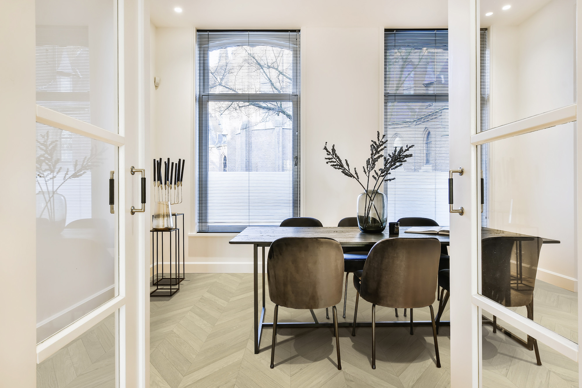 Gerflor Dekor Azay Beige Trend Fischgrätenoptik Esszimmer