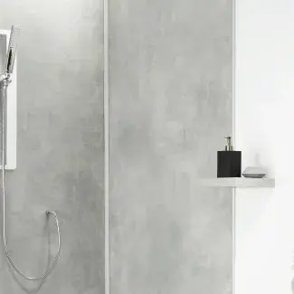 7915 Kampala - Room scene (color)